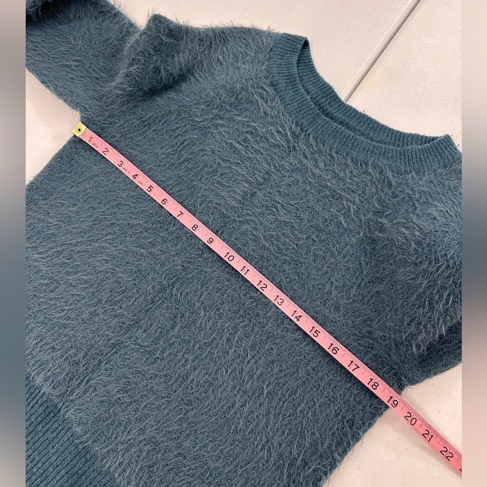 Lou & Grey Teal Fuzzy Eyelash Knit Sweater Soft Crew Neck Cozy Pullover M - Picture 5 of 8